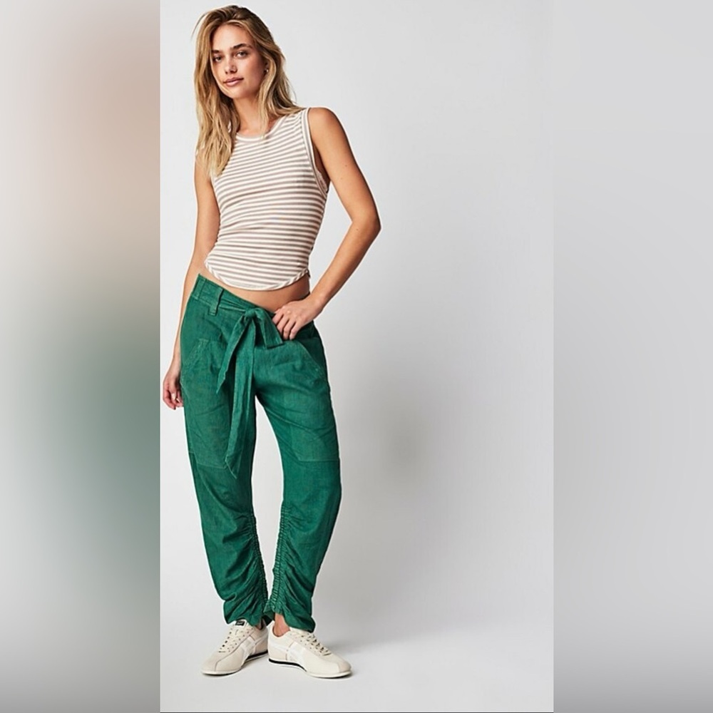 NWT Free People Heart Of Gold Cinched Trousers In Emerald Green